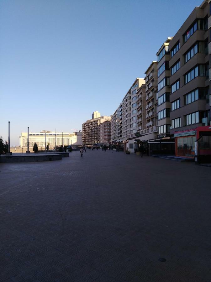 Studio Center Of Ostend W/Parking & South Terrace Lägenhet Exteriör bild