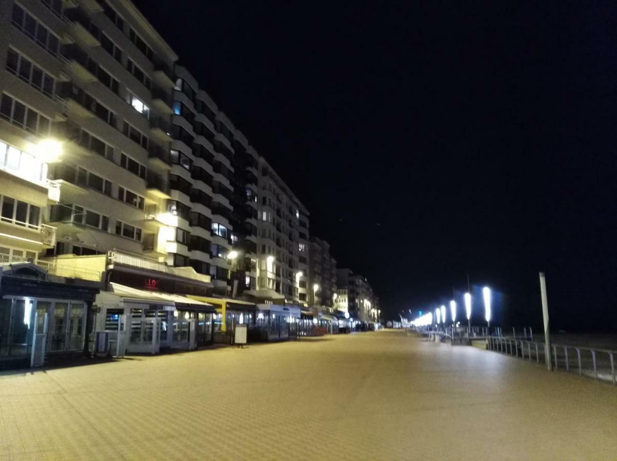 Studio Center Of Ostend W/Parking & South Terrace Lägenhet Exteriör bild