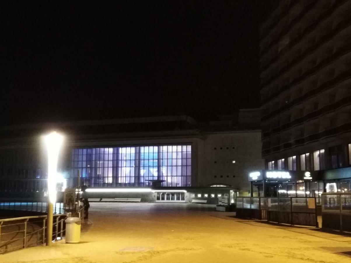 Studio Center Of Ostend W/Parking & South Terrace Lägenhet Exteriör bild